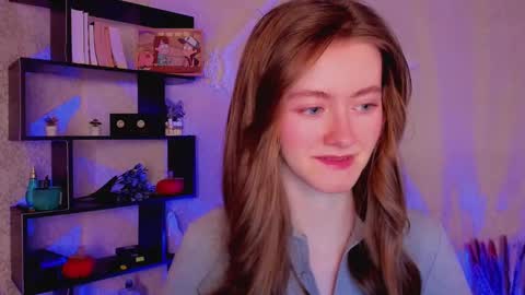 Snapshot of kate_cuddle chatting on December 16, 2:15 am Kate online show from December 16, 2:15 am