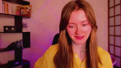 Snapshot of kate_cuddle chatting on January 13, 5:12 am Kate online show from January 13, 5:12 am