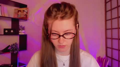 Snapshot of kate_cuddle chatting on January 23, 2:12 am Kate online show from January 23, 2:12 am