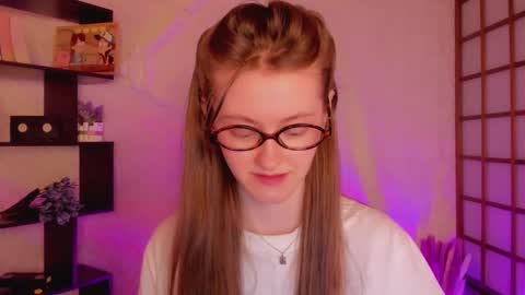 Snapshot of kate_cuddle chatting on January 23, 5:13 am Kate online show from January 23, 5:13 am