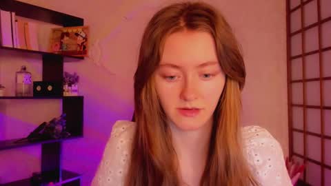 Snapshot of kate_cuddle chatting on February 10, 2:08 am Kate online show from February 10, 2:08 am