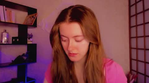 Snapshot of kate_cuddle chatting on February 12, 2:03 am Kate online show from February 12, 2:03 am