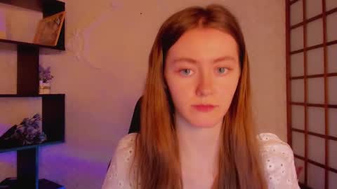 Snapshot of kate_cuddle chatting on March 10, 5:22 am Kate online show from March 10, 5:22 am