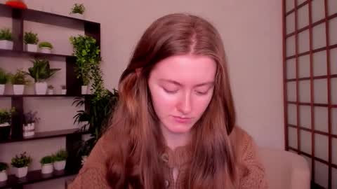 Snapshot of kate_cuddle chatting on September 15, 2:44 am Kate online show from September 15, 2:44 am