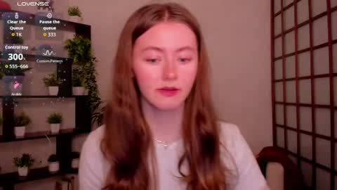 Snapshot of kate_cuddle chatting on May 26, 2:40 am Kate online show from May 26, 2:40 am