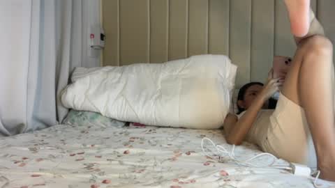 Trixie 31 online show from March 31, 8:04 am