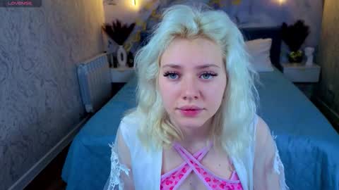 Kate online show from March 6, 1:24 am