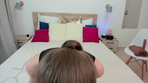 Snapshot of kate_redgar chatting on July 9, 5:06 pm kate_redgar online show from July 9, 5:06 pm