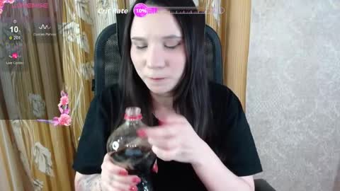 YourKate online show from April 1, 6:16 pm