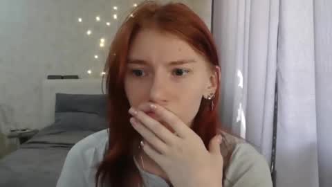 Snapshot of katekalen chatting on May 19, 10:21 am Kate Bunny online show from May 19, 10:21 am