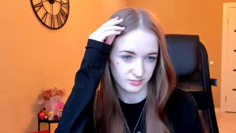 katekayer online show from November 22, 11:20 am