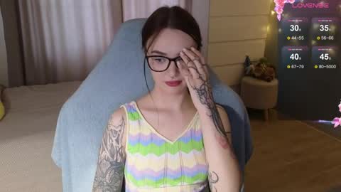 Snapshot of kateleoo chatting on April 25, 1:41 pm Im Kate online show from April 25, 1:41 pm