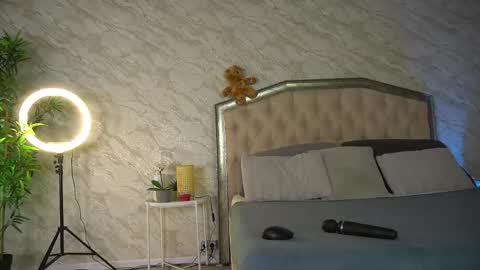 Kate online show from May 15, 5:58 am