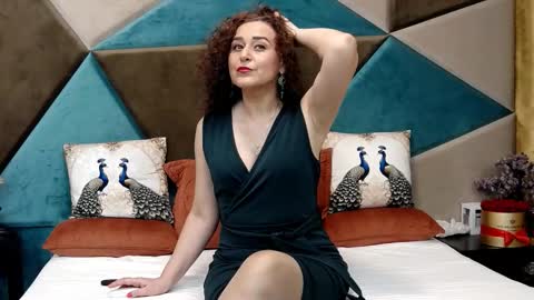 Snapshot of katequeenx chatting on March 18, 10:07 am KateQueenston -- online show from March 18, 10:07 am