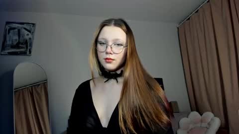 Snapshot of katerosen chatting on March 12, 3:51 pm KATE online show from March 12, 3:51 pm