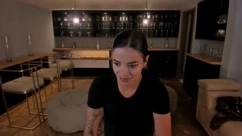 K A T E  online show from November 23, 7:08 am