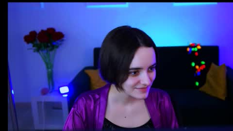 katewillows online show from February 24, 4:32 am