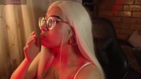 Snapshot of kathaline_markle chatting on February 17, 11:11 pm Katha or Cintya online show from February 17, 11:11 pm