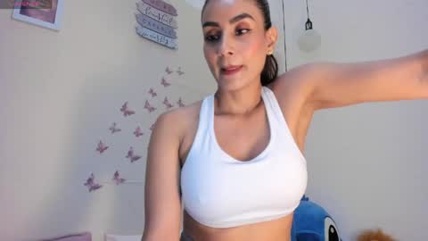 Snapshot of kathe_vergara chatting on May 11, 8:06 pm kathe online show from May 11, 8:06 pm