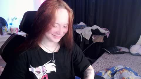 Snapshot of katherine_johnson chatting on May 7, 7:14 am katherine_johnson online show from May 7, 7:14 am
