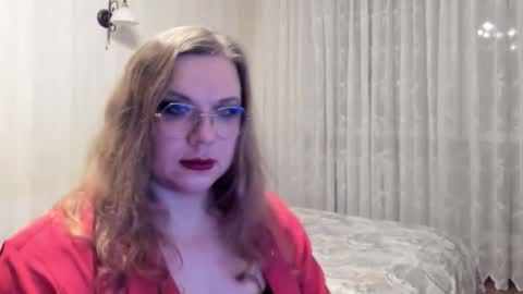 Snapshot of katherine_violet chatting on February 28, 9:27 pm Katherina online show from February 28, 9:27 pm