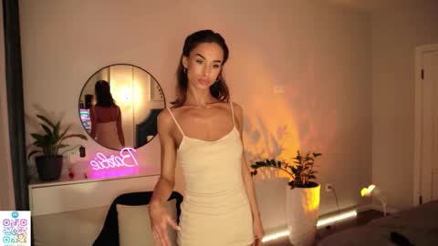 katherinepinke online show from February 15, 7:32 pm