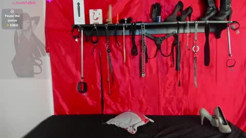 Snapshot of kathia_arnstrong chatting on February 27, 5:15 pm Kathia online show from February 27, 5:15 pm