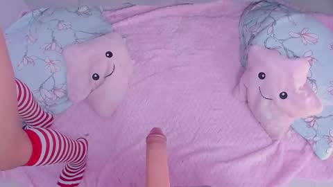 Snapshot of kathia_saenz chatting on February 6, 6:51 am Kathia online show from February 6, 6:51 am