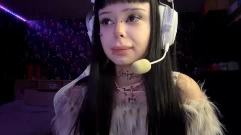 Luna online show from February 17, 3:08 pm