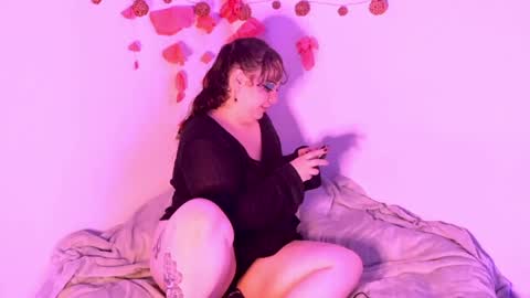 Snapshot of kathleencosmicvice chatting on May 31, 12:52 am Kathleen online show from May 31, 12:52 am