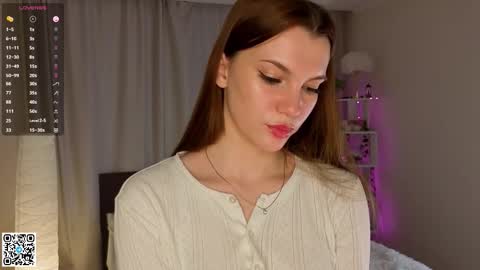 Lola online show from February 7, 4:05 am