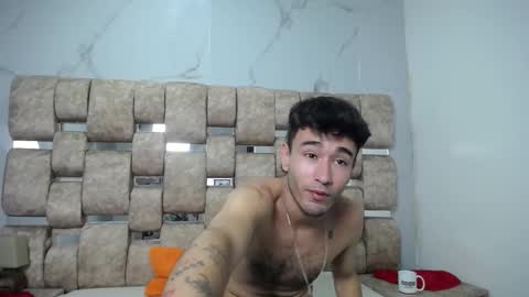 Kaht y Aiden online show from March 18, 9:18 pm