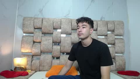 Snapshot of kathyaiden chatting on May 29, 1:20 pm Kaht y Aiden online show from May 29, 1:20 pm