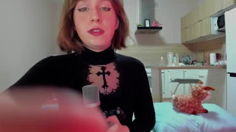 Snapshot of katia_npzd chatting on May 18, 10:48 pm KatieNPZD online show from May 18, 10:48 pm