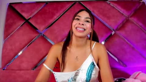 katiagarcia_ online show from October 24, 5:04 am