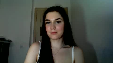 katie_foxi online show from June 6, 5:28 pm