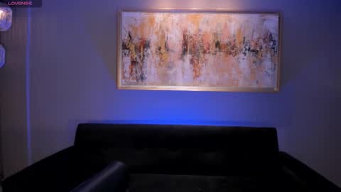 Snapshot of katiestonne chatting on February 23, 11:18 am Kate Stonne online show from February 23, 11:18 am