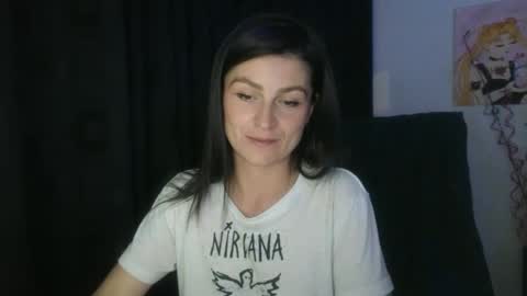 Snapshot of katlopez19 chatting on December 11, 5:53 am katalina online show from December 11, 5:53 am