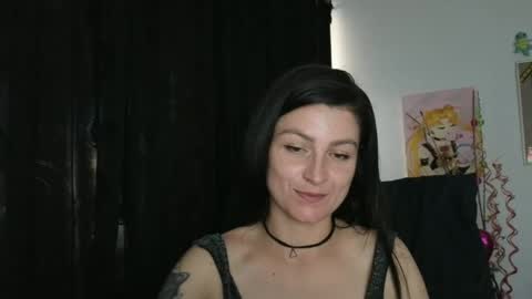 Snapshot of katlopez19 chatting on October 8, 10:29 pm katalina online show from October 8, 10:29 pm