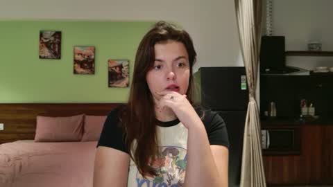 katnotcat online show from August 4, 5:37 pm