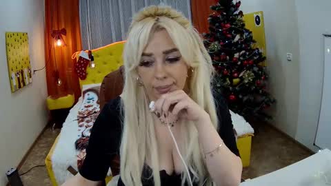 katrinacharm online show from December 4, 5:10 pm