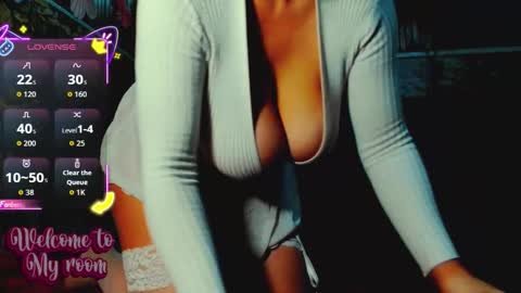 KatrineDenev online show from December 16, 9:53 pm