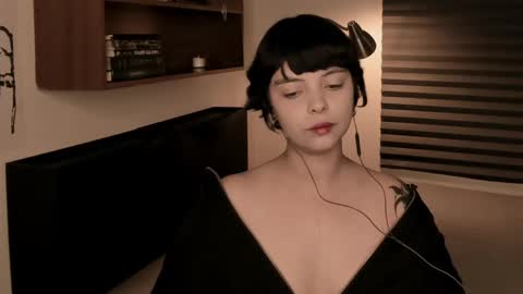 katsuro online show from April 15, 7:58 pm