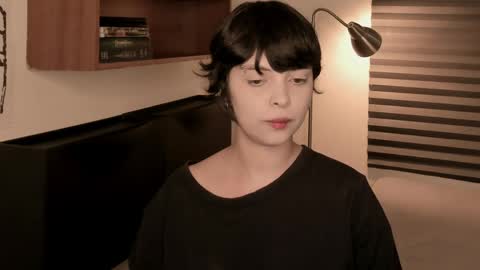 katsuro online show from June 3, 8:14 pm