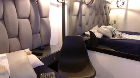 Snapshot of kattagoez chatting on March 5, 3:40 pm kattagoez online show from March 5, 3:40 pm