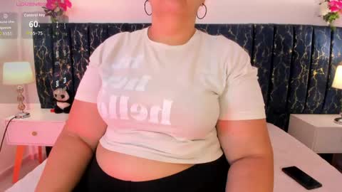 Snapshot of katte_landerr chatting on May 8, 10:09 am Katte online show from May 8, 10:09 am