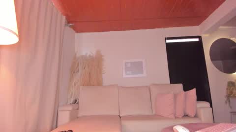 Snapshot of katted_ chatting on October 18, 1:56 pm katte online show from October 18, 1:56 pm