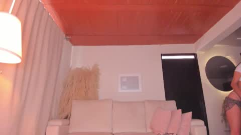 Snapshot of katted_ chatting on October 19, 1:34 pm katte online show from October 19, 1:34 pm