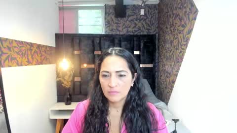 Snapshot of kattemilf_ chatting on April 18, 7:18 pm K A T T E online show from April 18, 7:18 pm