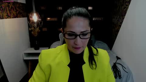 Snapshot of kattemilf_ chatting on April 25, 7:11 pm K A T T E online show from April 25, 7:11 pm